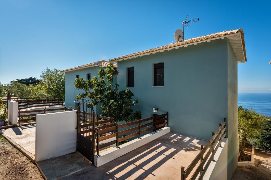 Yades Villas Athánion エクステリア 写真